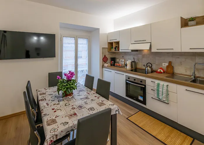 Domus Dino Apartament